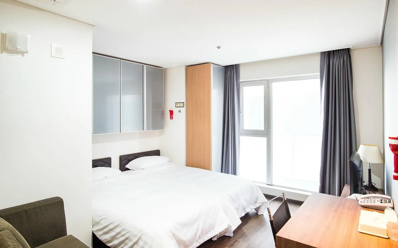 *** Aparthotel Hotel Arinus Shinchon Seoul South Korea
