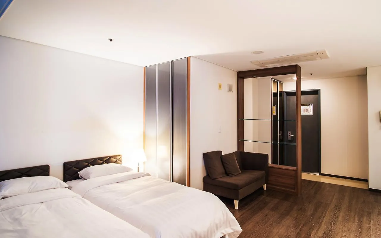 Hotel Arinus Shinchon Seoul